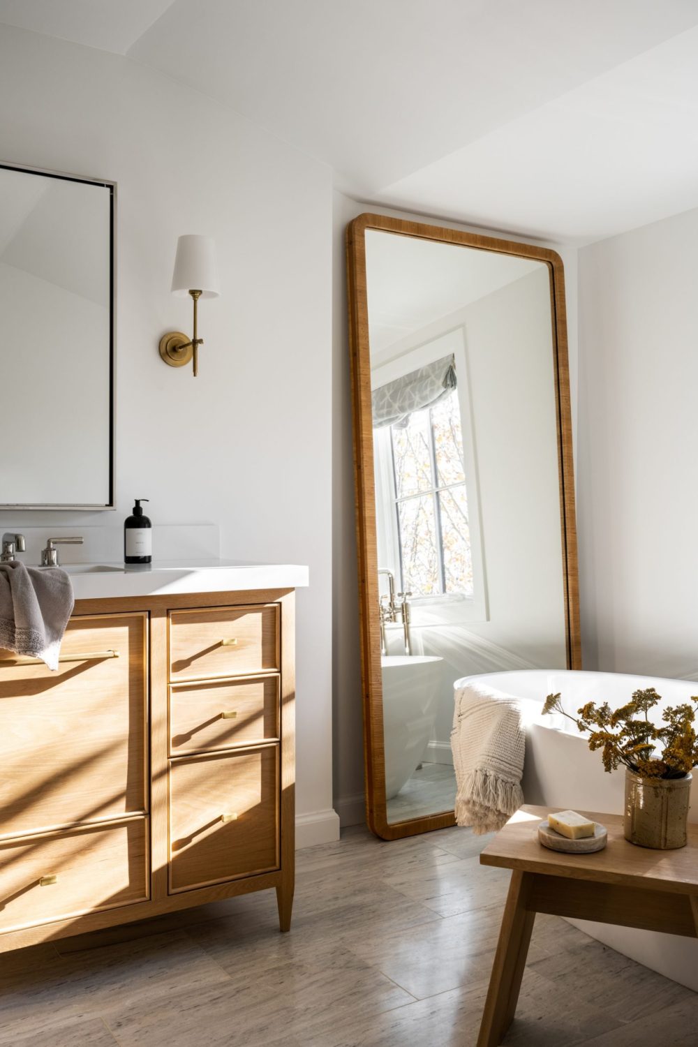 A Simple Guide To Mixing Metals In The Bathroom 2024 Jane At Home