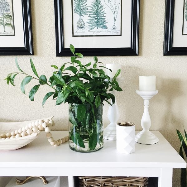 How to Choose the Best White Paint Color for Your Living Room and Home