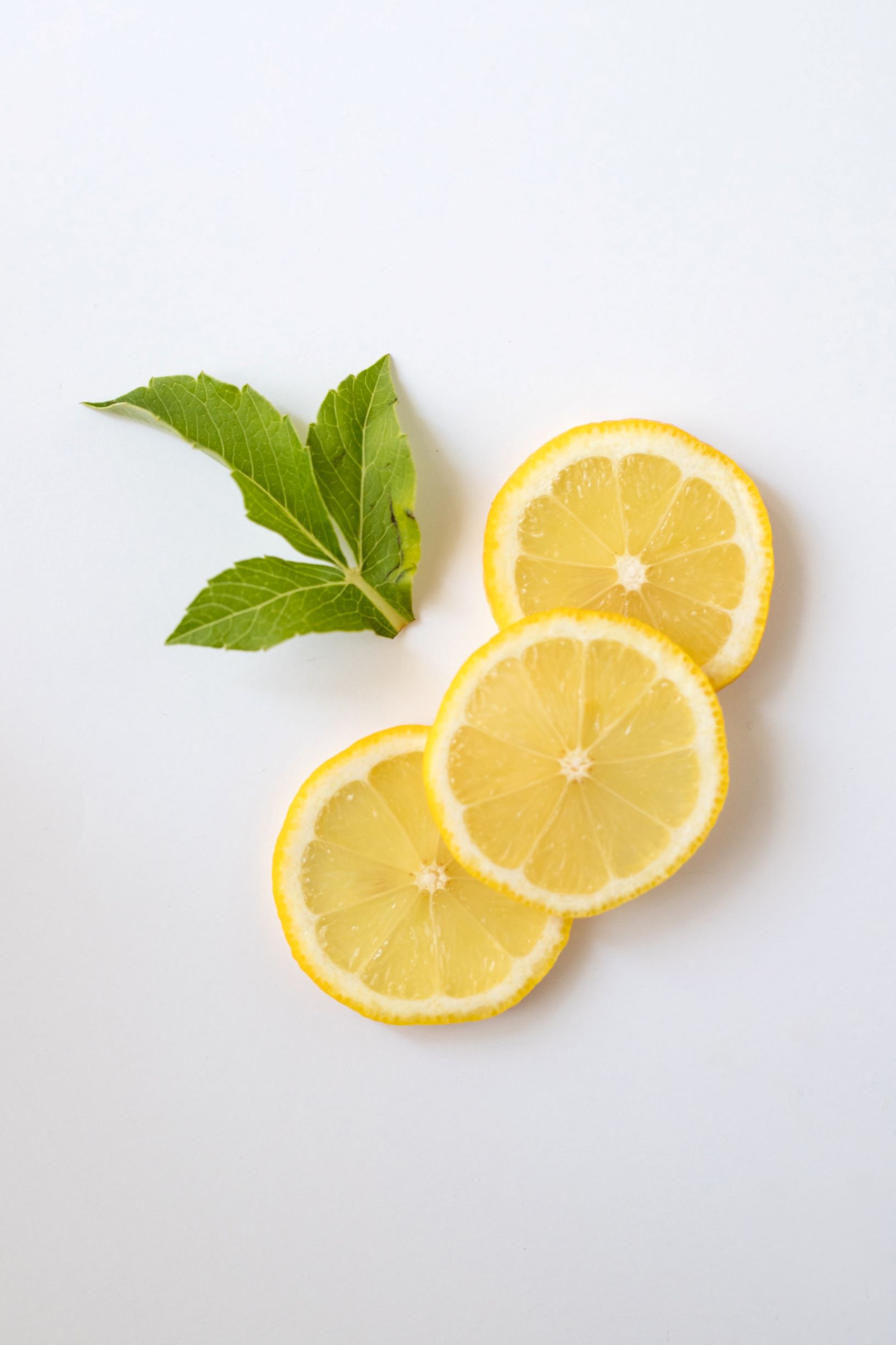How to make a natural surface cleaner with citrus essential oils