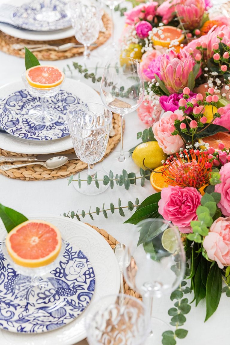 Beautiful Valentine's Day table setting ideas, tablescapes, centerpiece ideas, place settings, and Galentine's Day party ideas - jane at home