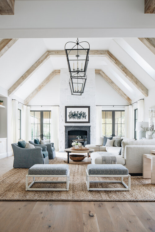 Love this beautiful transitional style living room, with a neutral color palette and a mix of contemporary and traditional furniture and decor - kate marker interiors