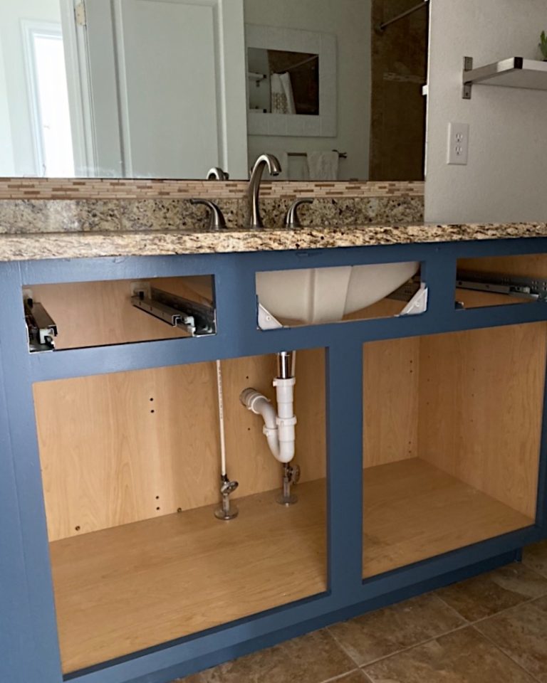 Our budget guest bathroom remodel, including how to paint bathroom cabinets - freshen up your bathroom with easy and budget friendly diy bathroom remodeling tips ... with bathroom design and decor ideas to match any style - Benjamin Moore Van Deusen Blue #bathroom #bluebathroom #bathroomremodel