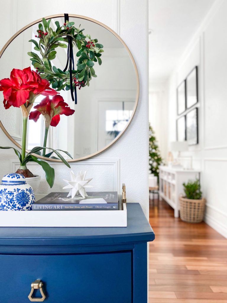 Christmas in the entryway - my holiday home tour