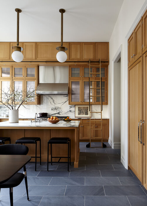 Beautiful modern kitchen design with wood cabinets