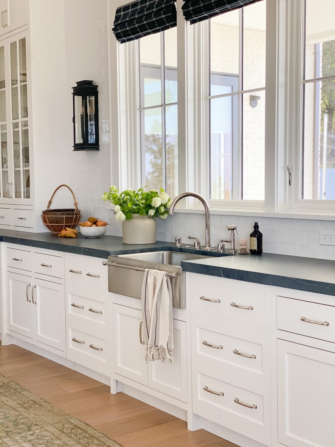 A Simple Guide to Standard Kitchen Cabinet Sizes and Dimensions