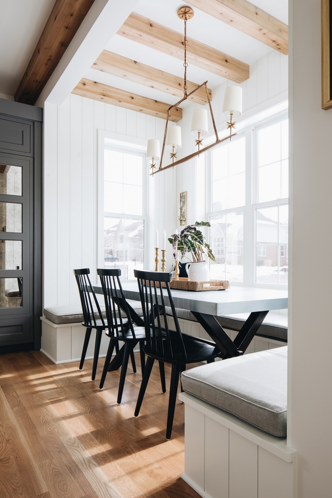 Love this beautiful breakfast nook with built in banquette bench seating - kitchen dining - kitchen nook - breakfast nook - kitchen ideas - timber trails - julie howard 