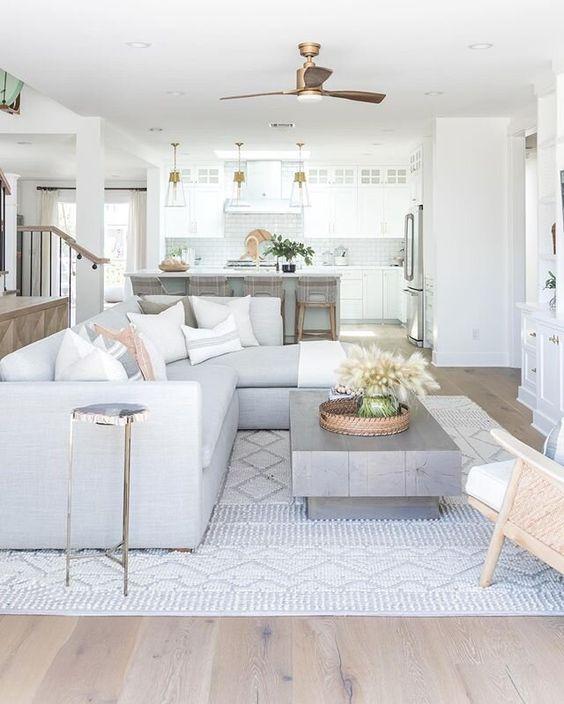 See my favorite spaces of the week in interior design and home decor, with home inspiration, top pins, and beautiful living room, kitchen, bedroom & bathroom, ideas!