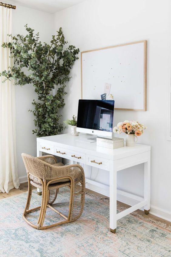 Home Office Furniture & Decor