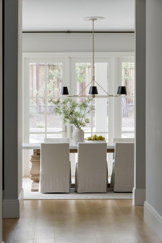 Love this beautiful dining room design - bria hammel interiors
