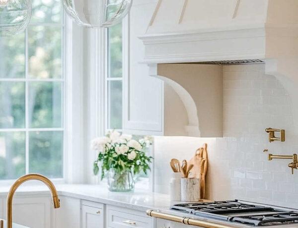 Beautiful white kitchen - Jane at Home