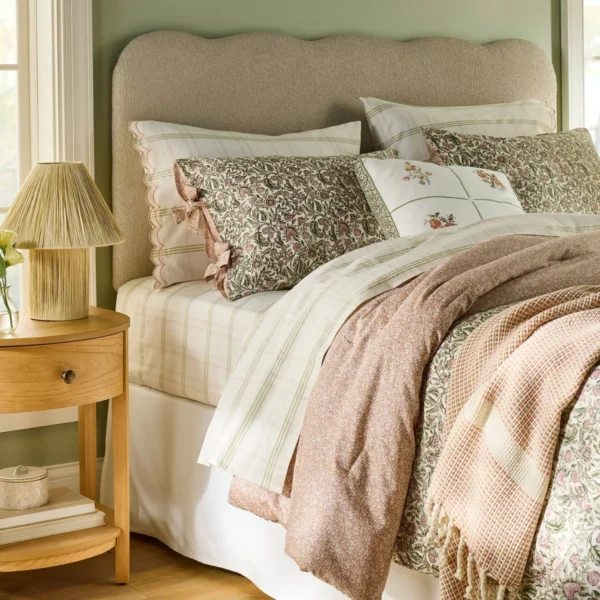 Studio McGee target teen dorm room bedroom bedding