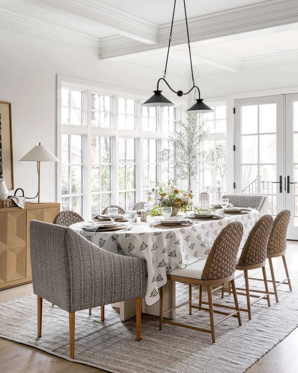 Modern Coastal Dining Room Ideas and Trends for 2026 – jane at home