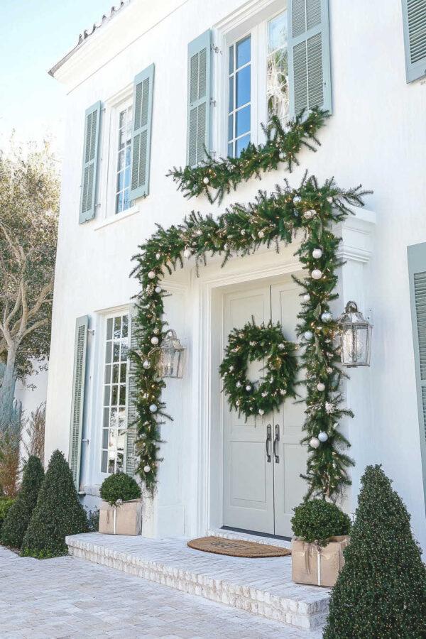 Christmas home decor front porch outside - Jane at Home