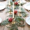 Beautiful Christmas tablescapes and table decor ideas